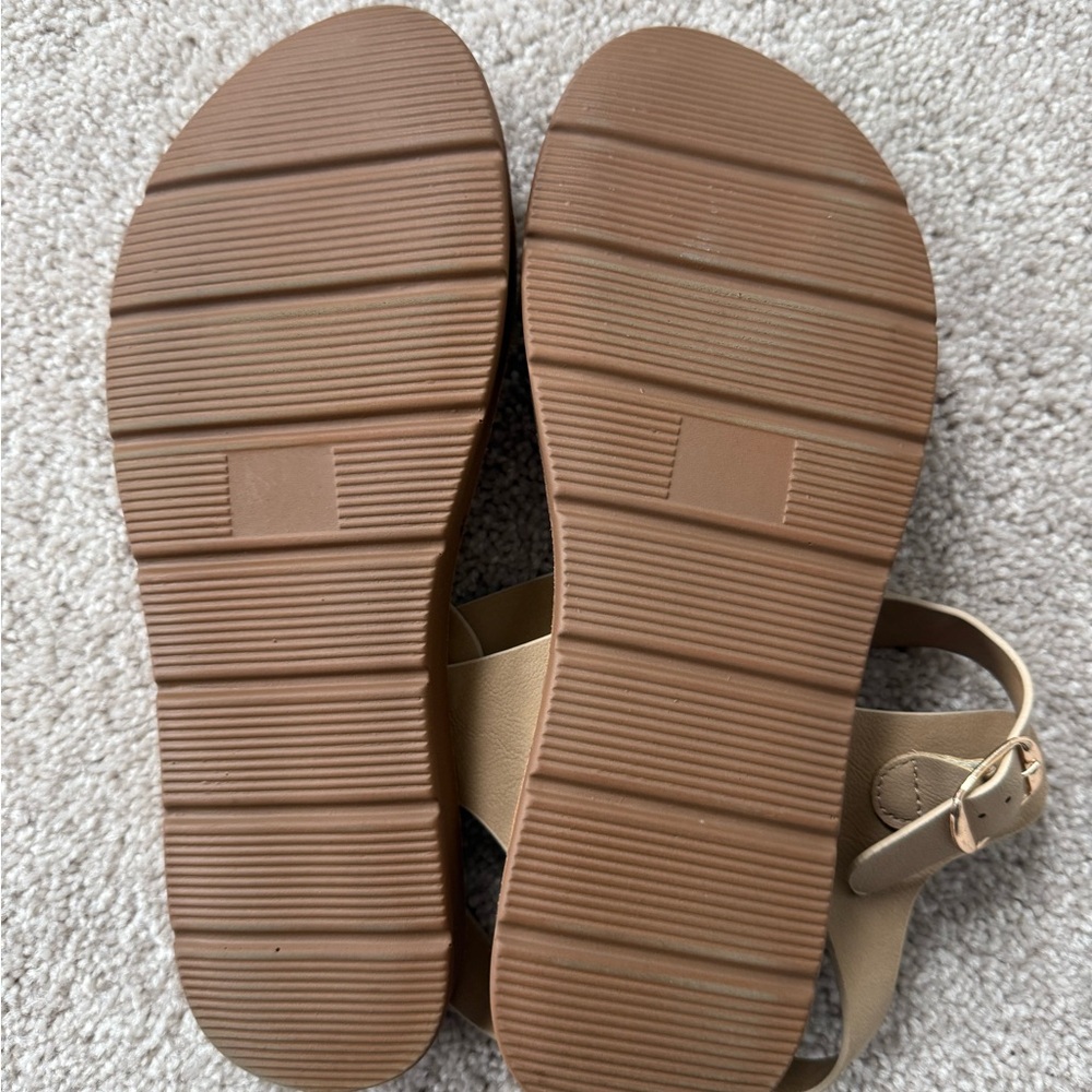 Soda Tan Sandals - Picture 3 of 7